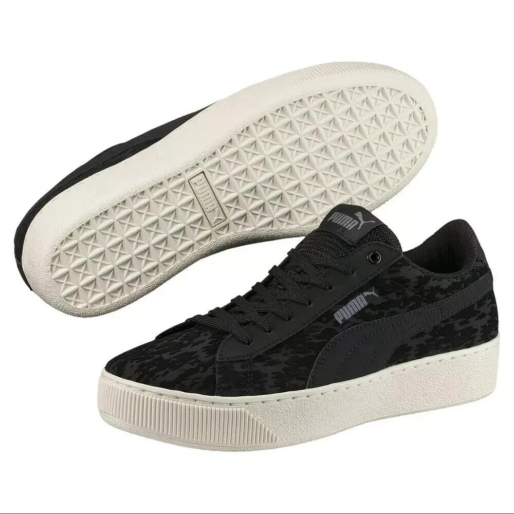 Puma Womens Vikky Size 8.5 Black Velvet Lace Up Platform